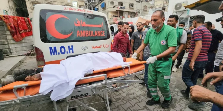 وزارة الصحة بغزة: 27 شهيدا و18 مصابا وصلوا إلى مستشفيات القطاع خلال الـ 24 ساعة الماضية