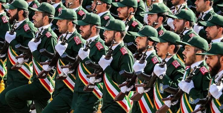 مقتل عدد من قادة الحرس الثوري وسياسيين في الغارات الأمريكية الإسرائيلية