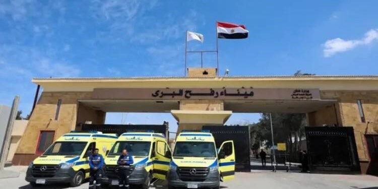 حالة تأهب قصوى بالعريش لاستقبال الدفعة الخامسة من مصابي غزة