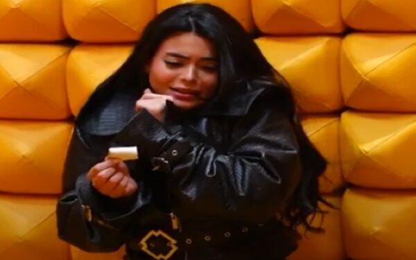 “أسماء جلال” ترد على سؤال “رامز جلال ” عن ارتباطها بفنان مطلق وعلاقتها بهنا الزاهد