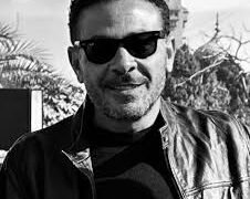 نقابة المهن السينمائية تنعى والدة أمير عبد العاطي