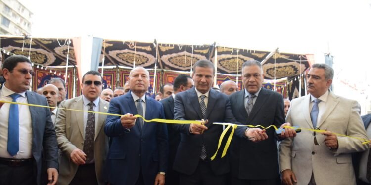 افتتاح معرض «أهلاً رمضان بباب الشعرية» بتخفيضات تصل إلى 40%