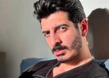 إحالة البلوجر "شاكر محظور" ومدير أعماله للمحاكمة الجنائية