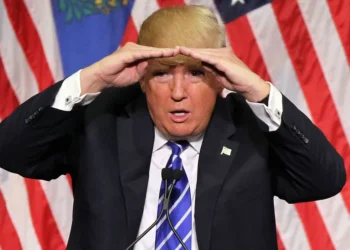 ترامب يأمر برفع السرية عن ملفات الأجسام الطائرة والكائنات الفضائية