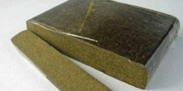 جنايات القاهرة تقضي بالسجن 5 سنوات على متهم بالاتجار في المواد المخدرة