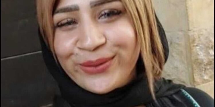 القضاء ينتصر للذوق العام..تأييد حبس البلوجر “قمر الوكالة”