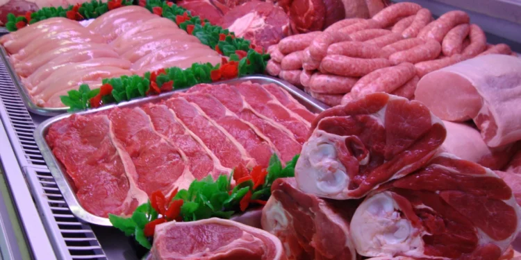 تباين أسعار اللحوم الحمراء اليوم الجمعة 2 رمضان