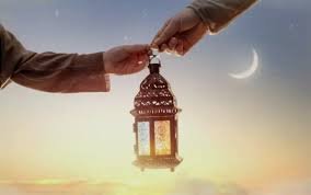 تباين في رؤية هلال رمضان.. دول تعلن الأربعاء أول أيام الصيام والعراق الخميس