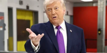 ترامب: هزمنا إيران وندعو الدول لحماية مضيق هرمز