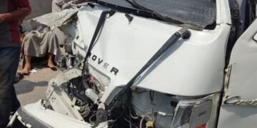 مصرع شخصين وإصابة 9 في انقلاب ميكروباص على الطريق الدائري الأوسطي