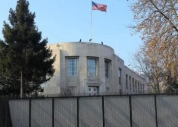 إغلاق مؤقت للسفارة الأمريكية في الرياض بعد تعرضها لهجوم إيراني