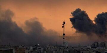 حزب الله يشن هجوماً صاروخياً واسعاً على شمال إسرائيل