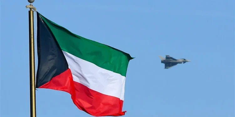 الكويت تصد هجوم جوي بعد استشهاد رقيب من الجيش