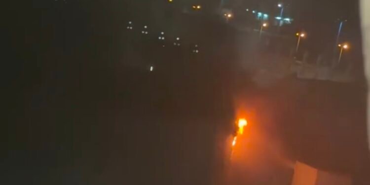 السيطرة على حريق بفندق ريستا في بورسعيد