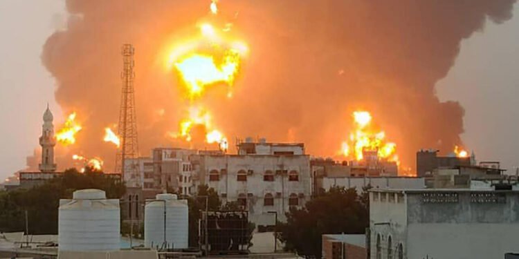 إسرائيل تحذر الحوثيين: سنرد بقوة على أي تهديد