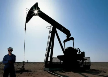 مصر تبدأ إنتاج الغاز من حقل "غرب مينا" نهاية 2026