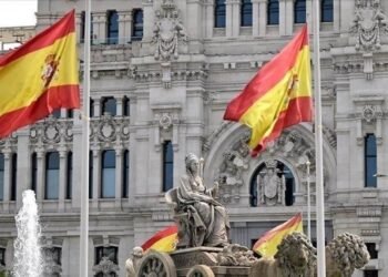 إسبانيا تغلق مجالها الجوي أمام الطائرات المشاركة في حرب إيران