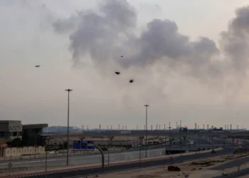 الدفاعات الجوية السعودية تتصدى لمسيرات وصواريخ استهدفت منشآت حيوية