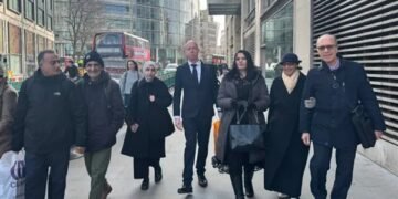 مونيتور: اتهامات خطيرة لـ BBC بتضليل الجمهور خلال حرب غزة أمام محكمة بريطانية