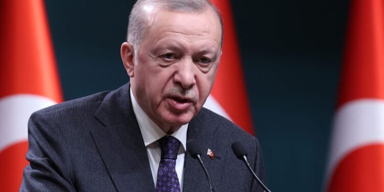 أردوغان: التوتر في الشرق الأوسط مرعب ونحذر من صواريخ إيران