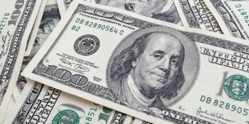 تطور ملحوظ في سعر الدولار أمام الجنيه المصري اليوم الجمعة 13 مارس 2026