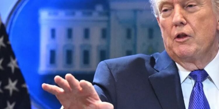 ترامب يرفض التفاوض مع إيران ويغلق الباب الدبلوماسي