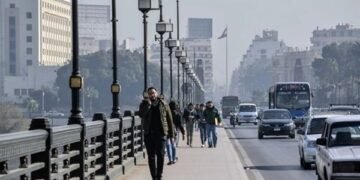 طقس الإثنين.. أجواء متقلبة بين البرودة صباحًا والدفء نهارًا وأمطار متفرقة