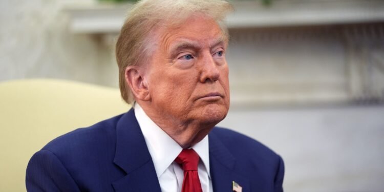 ترامب: فتح مضيق هرمز قريبًا مرهون بنجاح الدبلوماسية واتفاق محتمل مع إيران