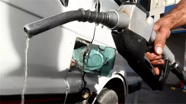 أنباء عن ارتفاع محتمل لأسعار البنزين والسولار خلال ساعات