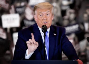 ترامب يعلق ضرب منشآت الطاقة الإيرانية 10 أيام