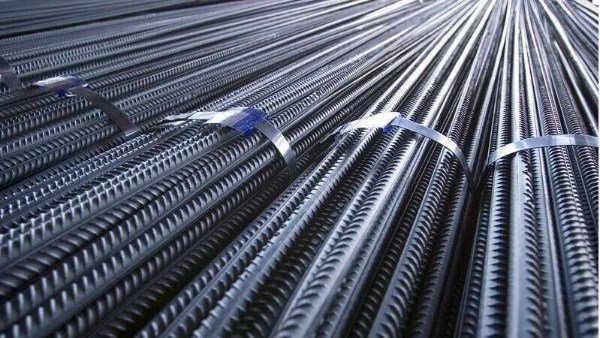 استقرار أسعار الحديد اليوم الأحد 29 مارس 2026 بعد زيادة 1000 جنيه للطن