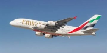 طيران الإمارات تستأنف رحلاتها بعد ساعة من التعليق المؤقت
