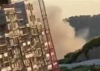 صواريخ حزب الله تضرب وسط إسرائيل وتسفر عن مقتل شخصين