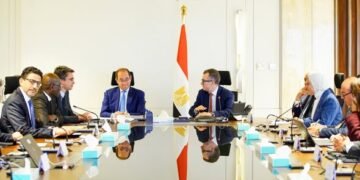 مصر تبحث مع البنك الدولي إطلاق آلية لضمان تمويل البنية التحتية