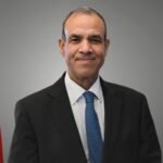 مصر تؤكد دعمها للإمارات ضد التصعيد الإيراني خلال زيارة وزير الخارجية