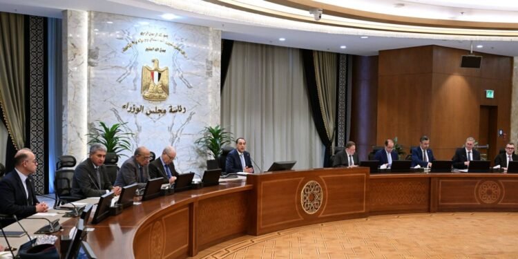 الحكومة: مخزون السلع آمن وخطط جاهزة لمواجهة تداعيات التصعيد الإقليمي