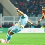 الأهلي يتقدم بشكوى رسمية ضد الحكم السنغالي عيسى سي بعد مباراة الترجي