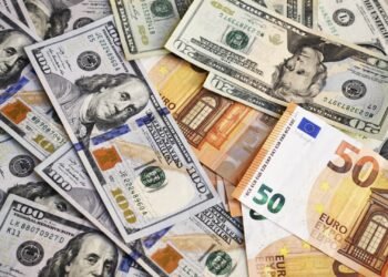 ارتفاع أسعار العملات الأجنبية أمام الجنيه المصري بنهاية تعاملات اليوم