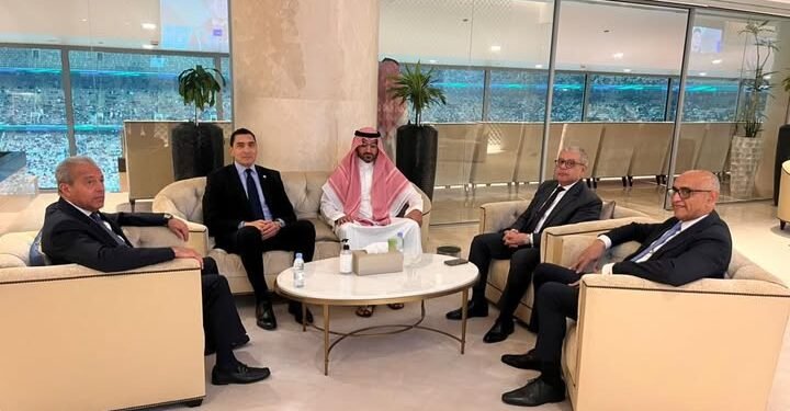 وزير الشباب والرياضة يبحث تعزيز التعاون مع نظيره السعودي