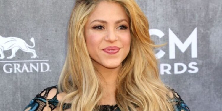 تأجيل حفل شاكيرا في الأهرامات.. اعرف السبب