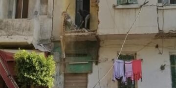 إصابة 3 أشخاص عقب انهيار بلكونة بالغربية