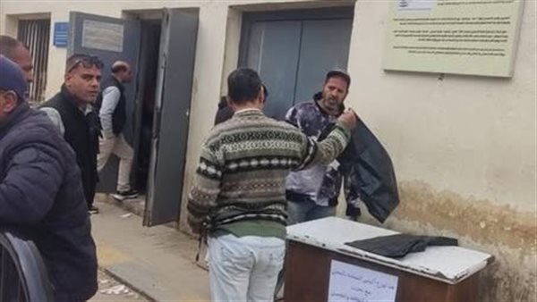 الجيزة توزع أكياس قمامة مجانًا على رواد الحدائق خلال العيد