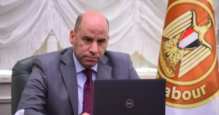 ضربة جديدة لعمالة الأطفال.. وزير العمل يحظر تشغيل من هم دون 15 عامًا