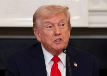 تراجع أسعار النفط بعد تصريحات ترامب حول الحرب الأمريكية الإسرائيلية ضد إيران