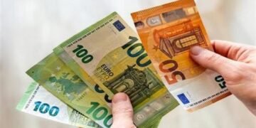 استقرار سعر اليورو أمام الجنيه اليوم الأحد في البنوك المصرية