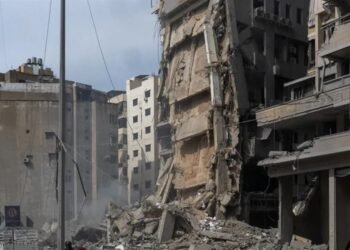 عاجل.. الحرس الثوري الإيراني يستهدف مصافي حيفا ويدمر رادارات ثاد الأمريكية