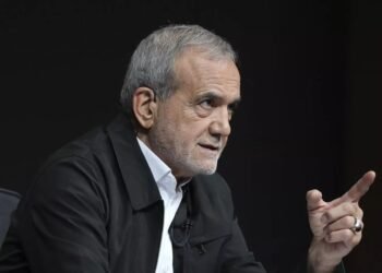 الرئيس الإيراني: تهديدات محو إيران وهمٌ يكشف الضعف