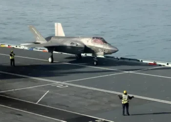 بريطانيا تدرس إرسال آلاف الطائرات المسيرة الاعتراضية إلى الشرق الأوسط