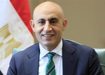 التعليم تنفي شائعة تعليق الدراسة 15 يومًا