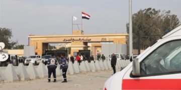 وصول الدفعة 27 من العائدين إلى غزة عبر معبر رفح